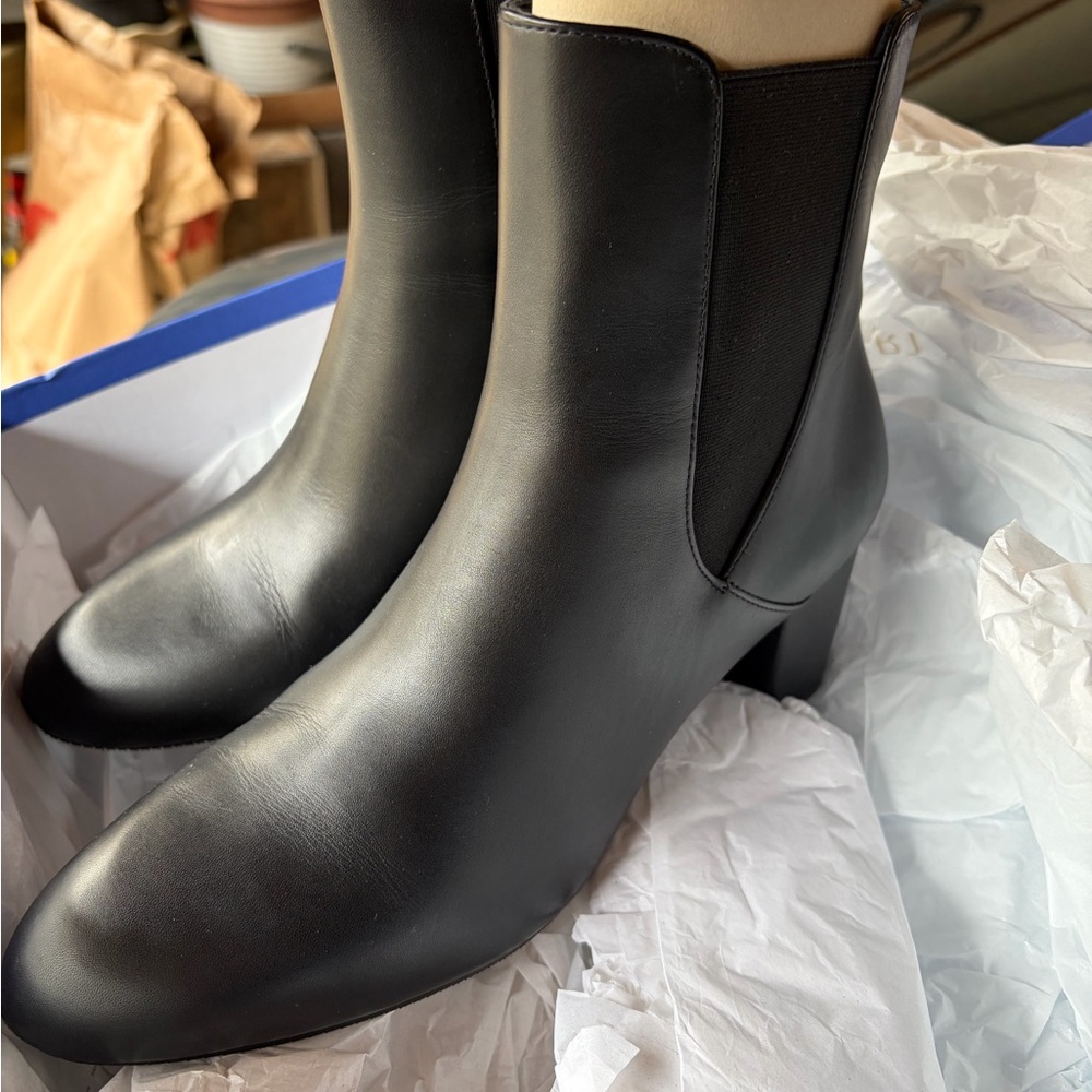 stuart weitzman yuliana